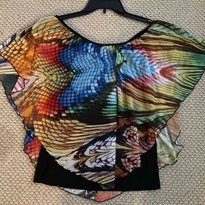 Cute, patterned, rainbow flow shirt